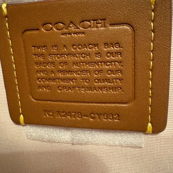 Coach City Tote Bag With Rose Print - Picture 4 of 6